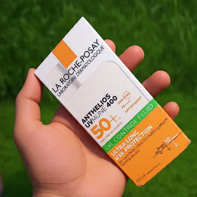 La Roche-Posay Anthelios UVMUNE 400 SPF 50+ Oil Control Fluid | 50ml | Ultra-Long UVA Protection, Dry Touch, 12H Mattifying for Oily & Sensitive Skin | Made in France